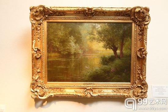 展出的巴比松画派风景画作品《河边漫步》