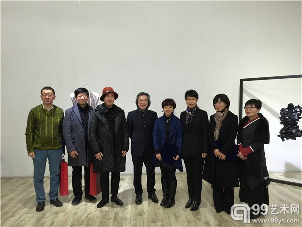 活动现场嘉宾合影