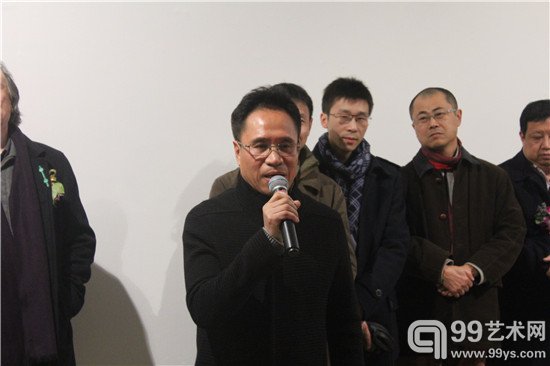 参展艺术家袁武致辞