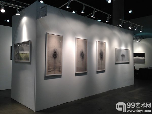 厘米画廊中国艺术家赵露参展2