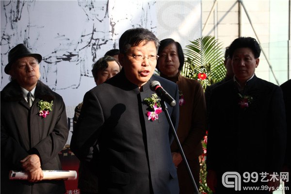 开幕式现场首都博物馆副馆长致辞