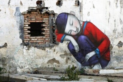 中法艺术家用涂鸦在上海拆迁废墟上撒盐 - 国