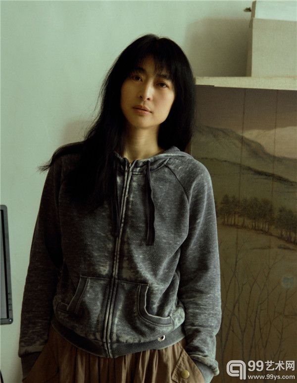 艺术家杨媛媛