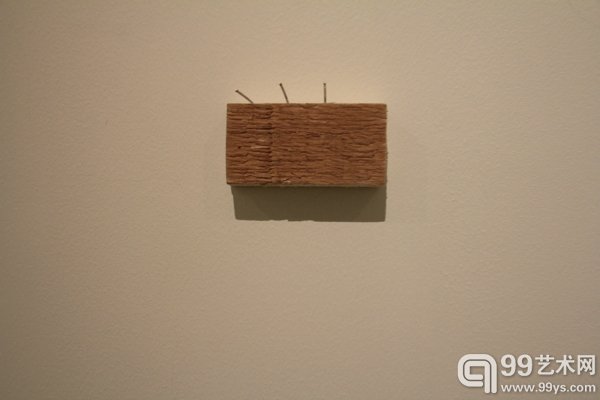 展览现场的作品材料