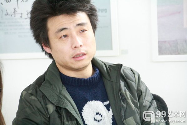 艺术家梁硕