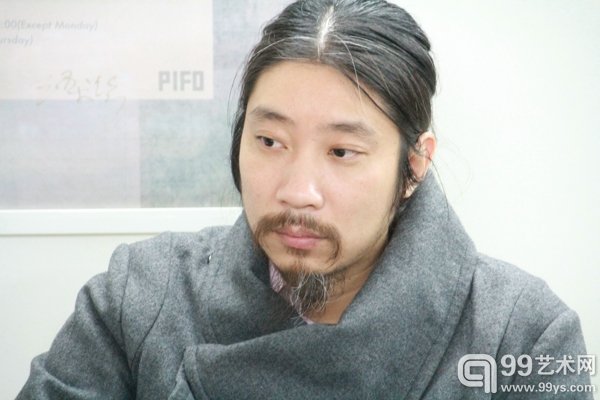 策展人鲍栋