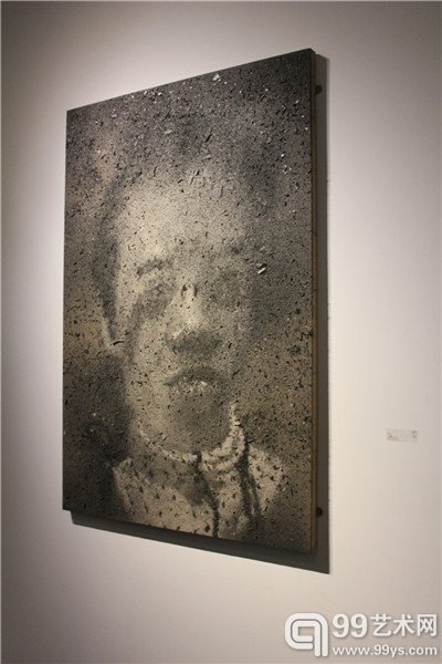 张洹 《小徐》 香灰 150 x 100cm 2007
