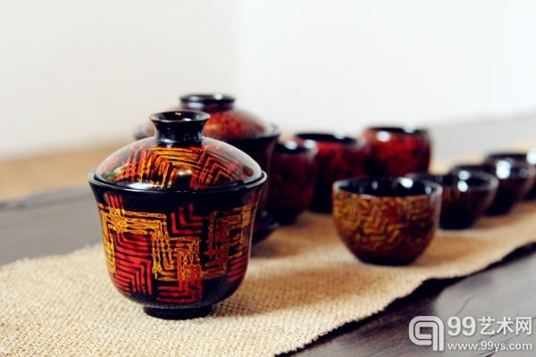 观古楼漆艺茶具系列