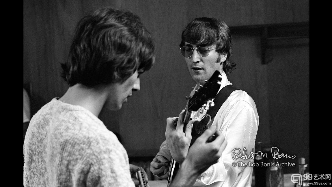John Lennon tunes his Epiphone Casino guitar, Philadelphia, August 1966