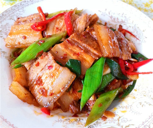 青蒜回锅肉