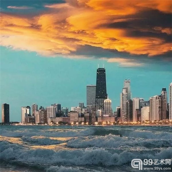 本文中的这些图片都是这姑娘用iPhone6拍摄并用手机app后期合成的作品