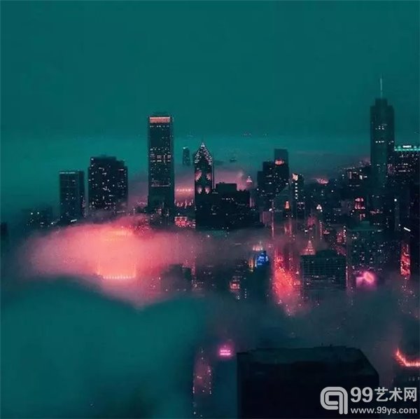 本文中的这些图片都是这姑娘用iPhone6拍摄并用手机app后期合成的作品