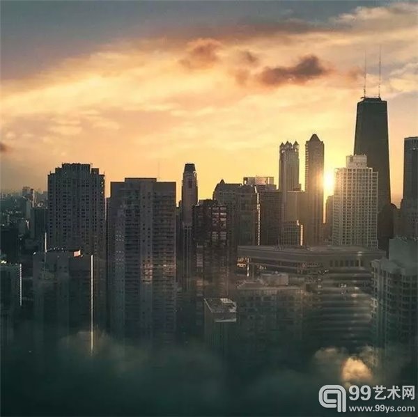 本文中的这些图片都是这姑娘用iPhone6拍摄并用手机app后期合成的作品