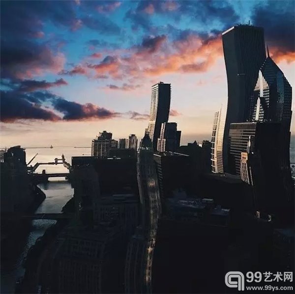 本文中的这些图片都是这姑娘用iPhone6拍摄并用手机app后期合成的作品