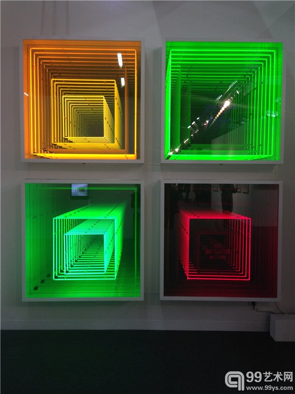 Gallery: galerie daniel templon Artist: Ivan Navarro Title: Neon 