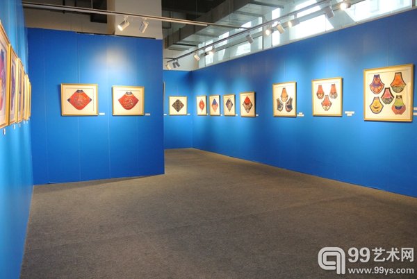 杨二车娜姆收藏展