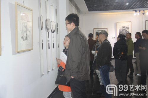 “素心若雪”全国著名女画家邀请展现场