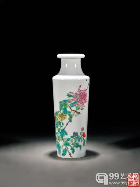 民国 粉彩花鸟纹瓶 高 34 cm “洪宪年制”款