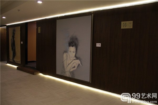 活动现场张锐收藏展作品