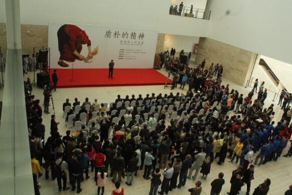 “质朴的精神——陈坚纸上作品展”现场