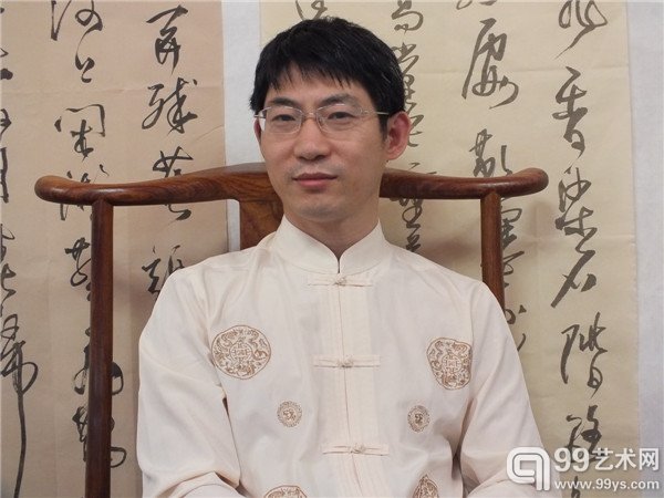艺术家李硕