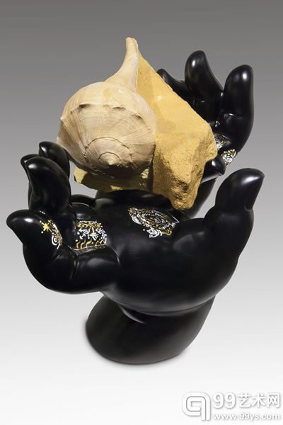 掌握干坤/胜利之歌 雕塑 铜.亿万年化石(左旋螺) 1/1 28x31x41cm 2015