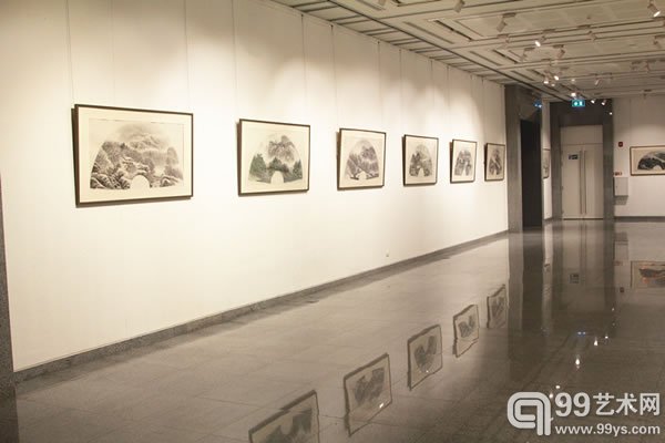 展厅一脚1