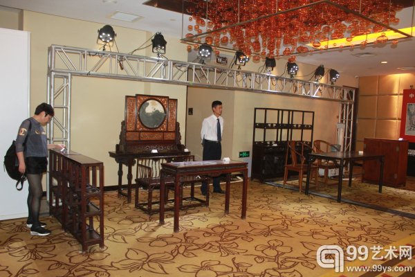 华辰2015春拍预展现场
