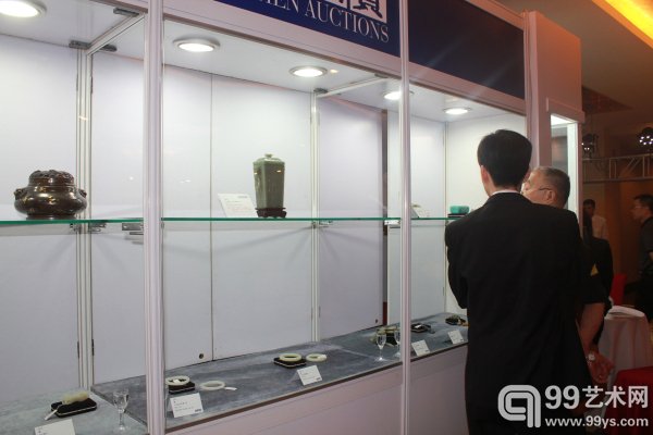 华辰2015春拍预展现场