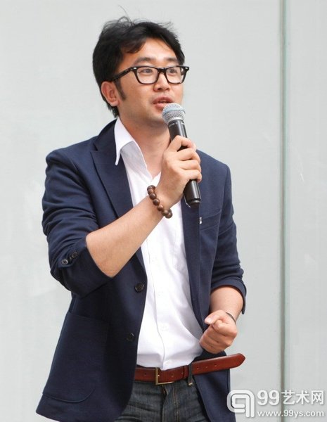 今日美术馆馆长高鹏致辞
