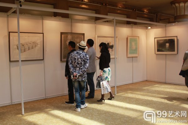 北京诚轩2015年春拍预展现场