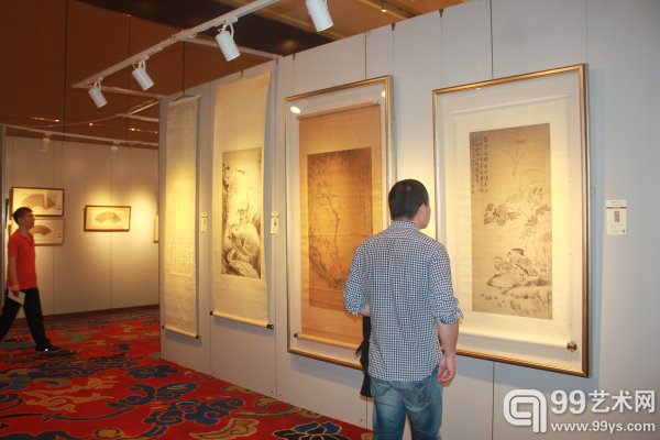 中贸圣佳2015年春季艺术品拍卖会预展现场