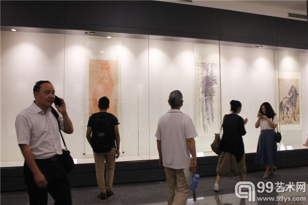 “四川美术馆馆藏作品陈列展”展览现场
