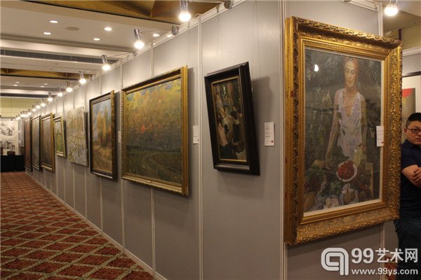 北京际华春秋2015年春季拍卖会预展现场