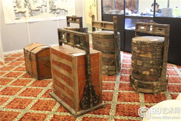 北京际华春秋2015年春季拍卖会预展现场
