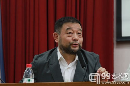 贺丹 西安美术学院油画系教授、硕士研究生导师，旅法画家