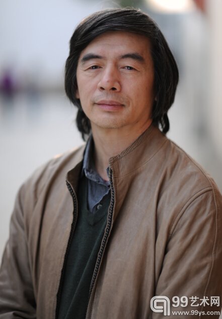 艺术家林容生