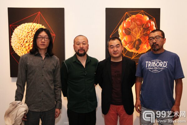 左起：朱朱、苍鑫、孙永增馆长和杨晓军