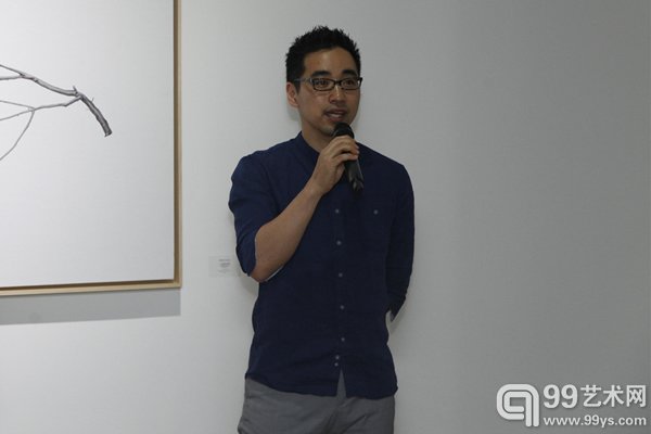 青年艺术100高级策展人韩宇钟发言
