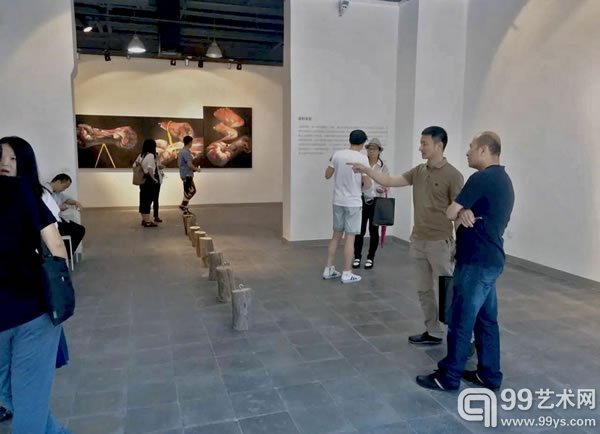  “临时关系”展览现场 