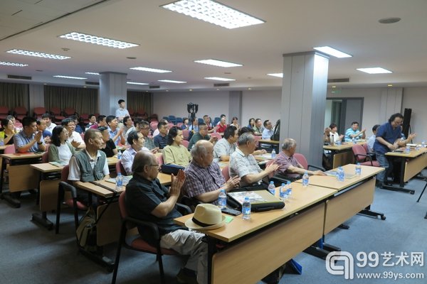 中国工艺美术学会书画专业委员会在京第四届全国代表大会现场