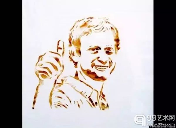 Fernando de la Rocque用大麻烟雾吹出肖像画。