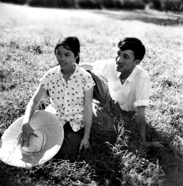 1969年，董克俊和吕恒芬结婚后在黔灵公园