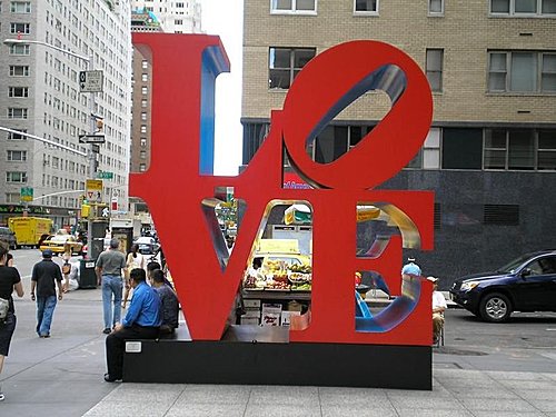 纽约LOVE雕塑