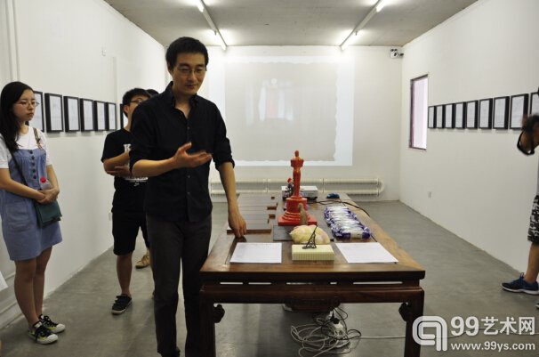艺术家李洋介绍作品