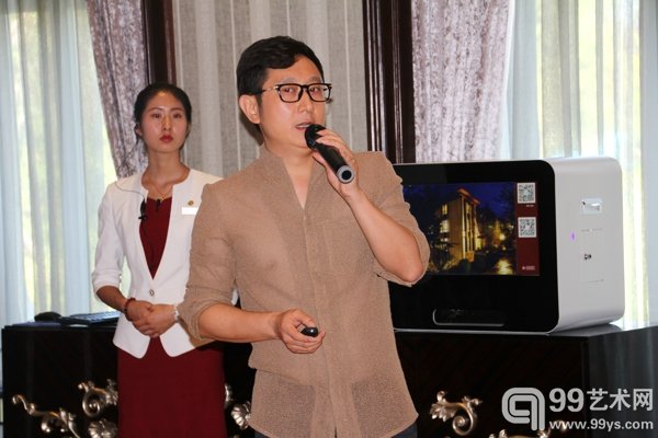 京东方慧珈珠宝设计工作室CEO、独立珠宝设计师欧剑