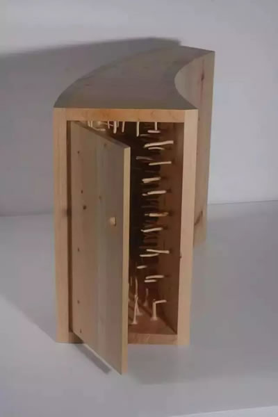 \