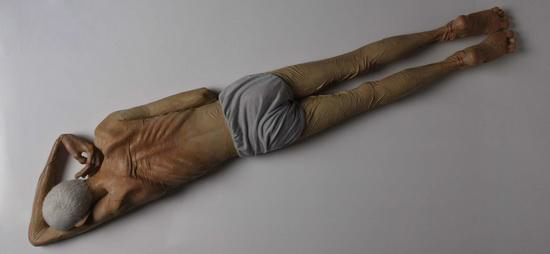 蔡磊-《我们》-皮草、毛、树脂 2009年