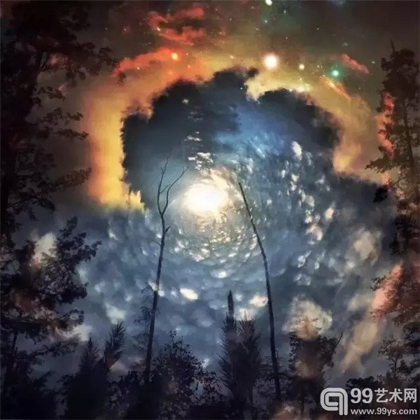 梅丽莎·文森特利用自己破了屏幕的iPhone4手机四处拍照