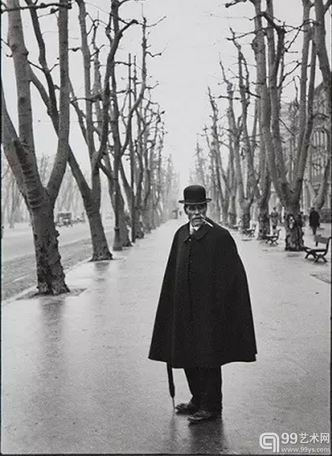 亨利·卡蒂埃·布列松 Henri Cartier-Bresson  Alles du Prado  1932摄